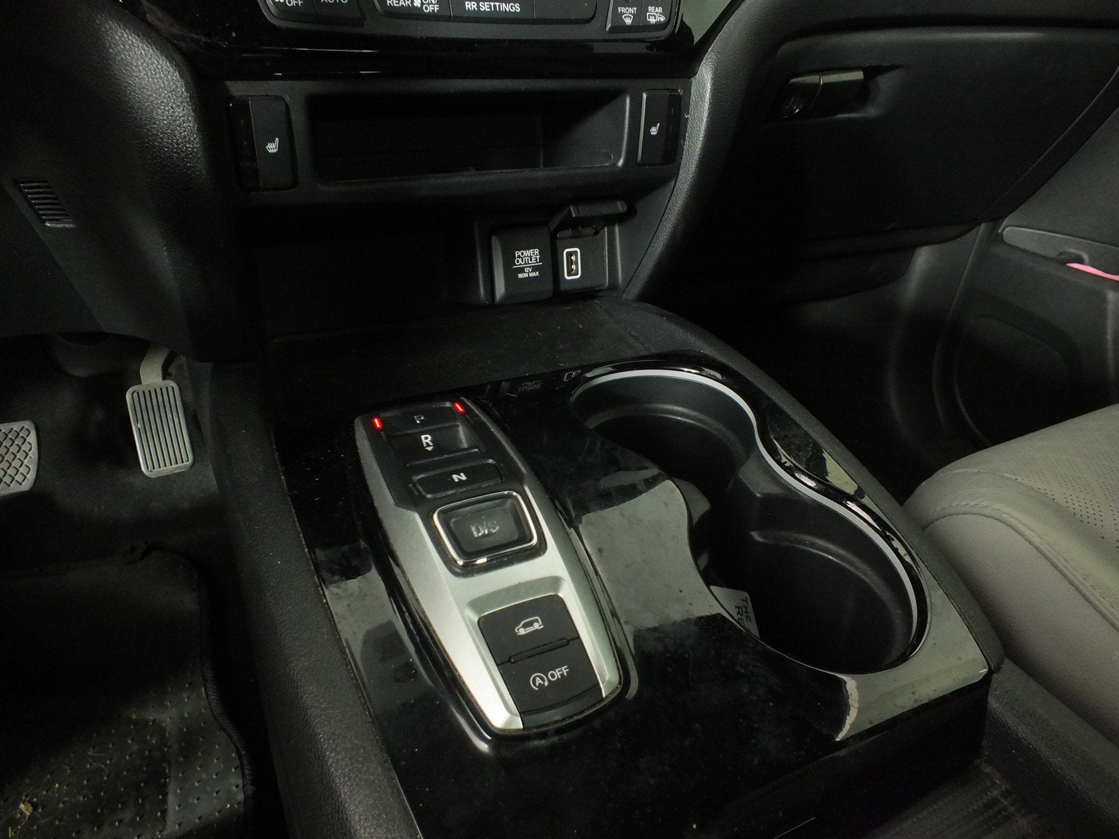 2019 Honda Passport Touring AWD *VERY WELL MAINTAINED!*