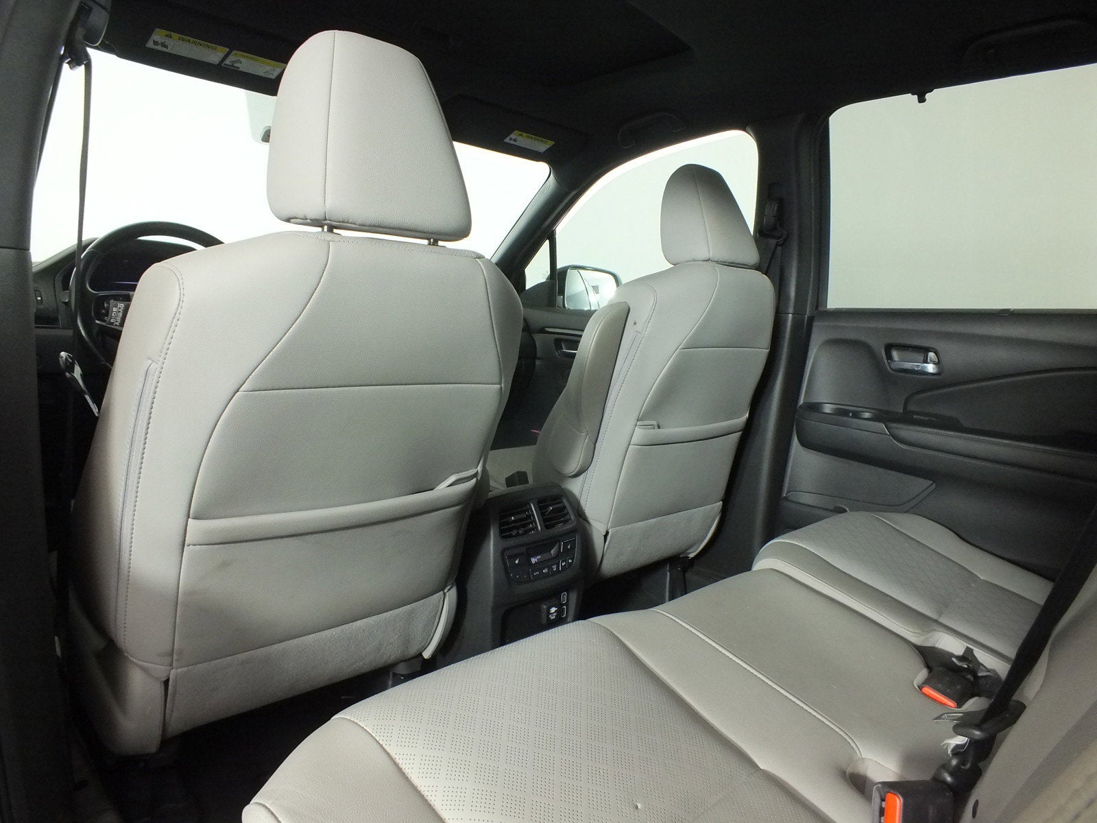 2019 Honda Passport Touring AWD *VERY WELL MAINTAINED!*