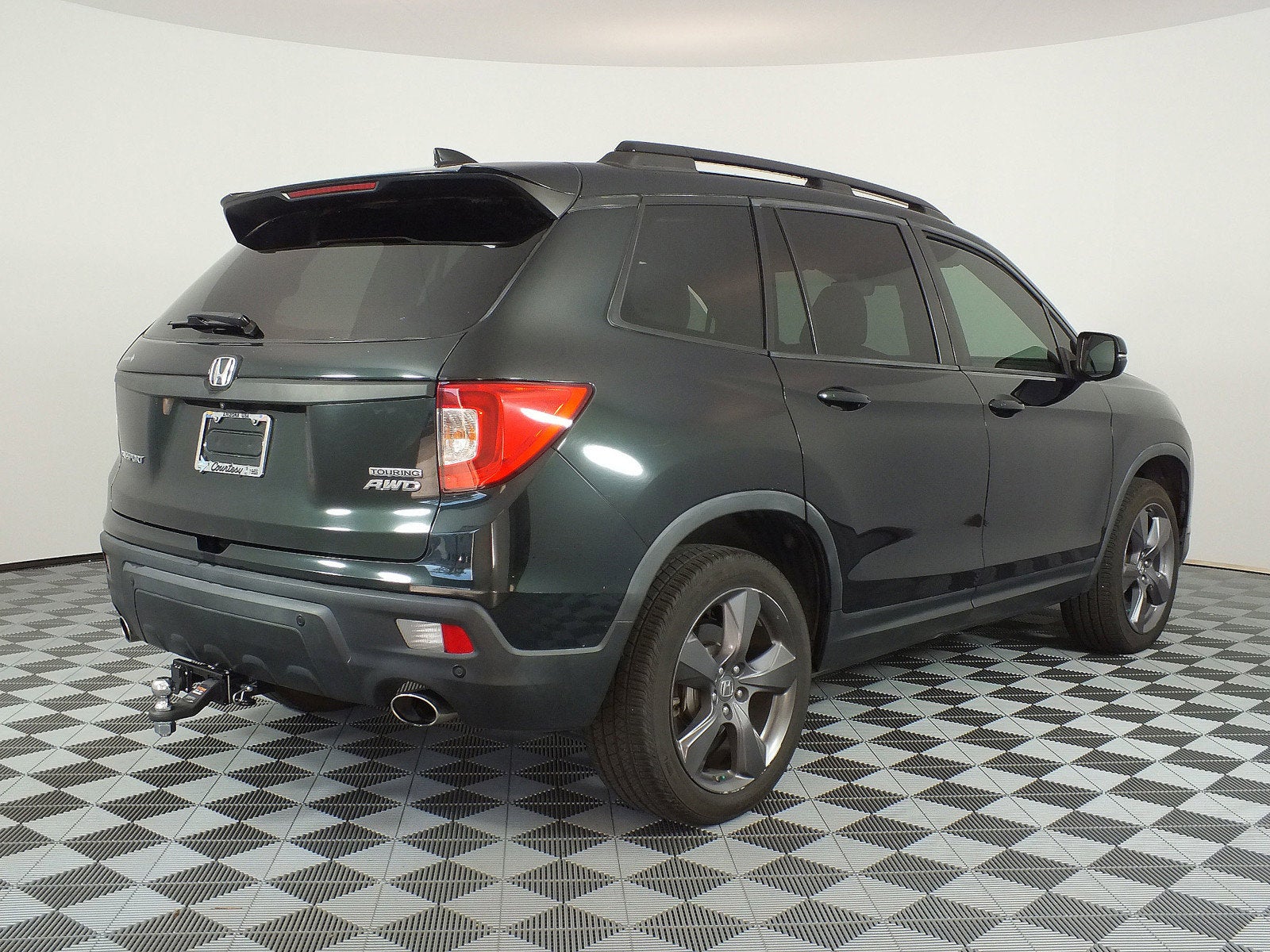 2019 Honda Passport Touring AWD *VERY WELL MAINTAINED!*