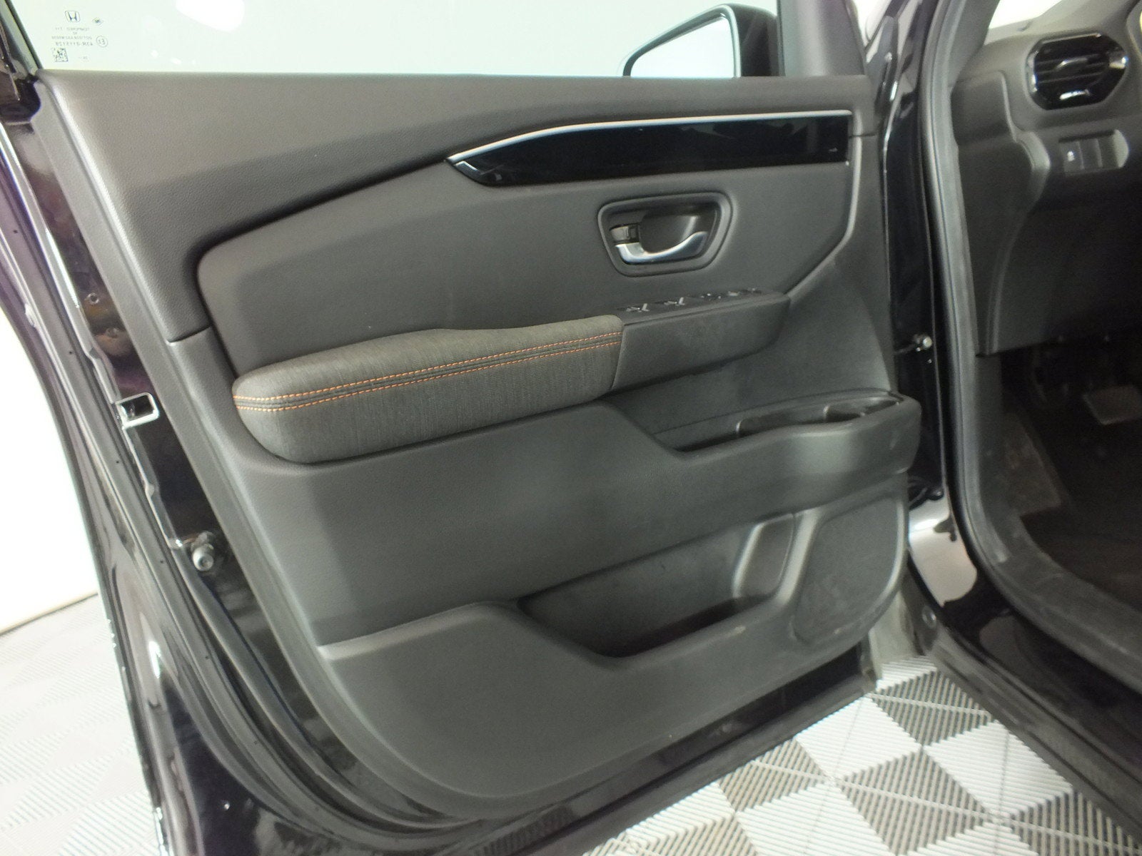 2025 Honda Pilot Sport AWD *1-OWNER! LOW MILES!*