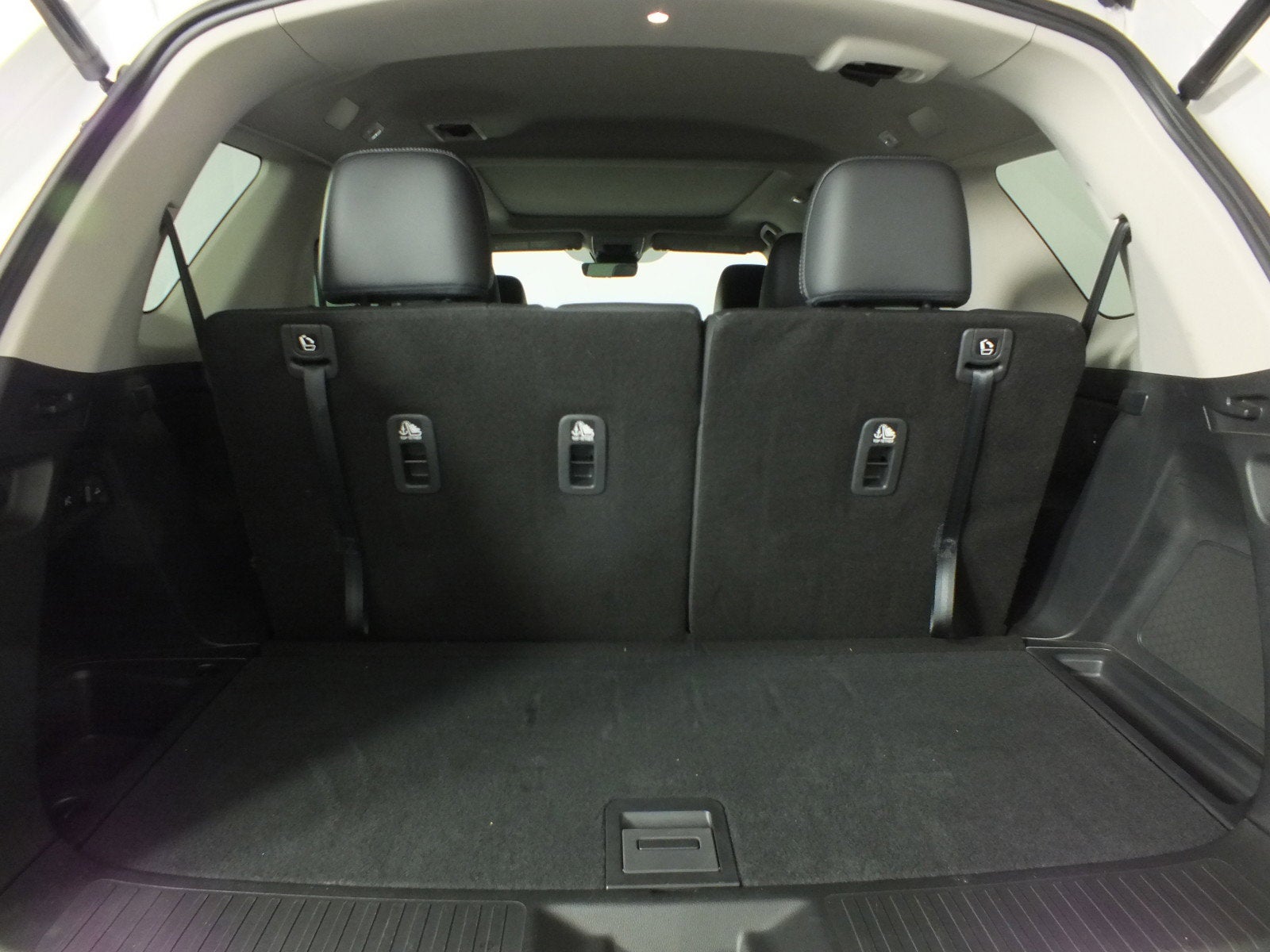 2025 Honda Pilot Elite AWD *1-OWNER! LOW MILES!*