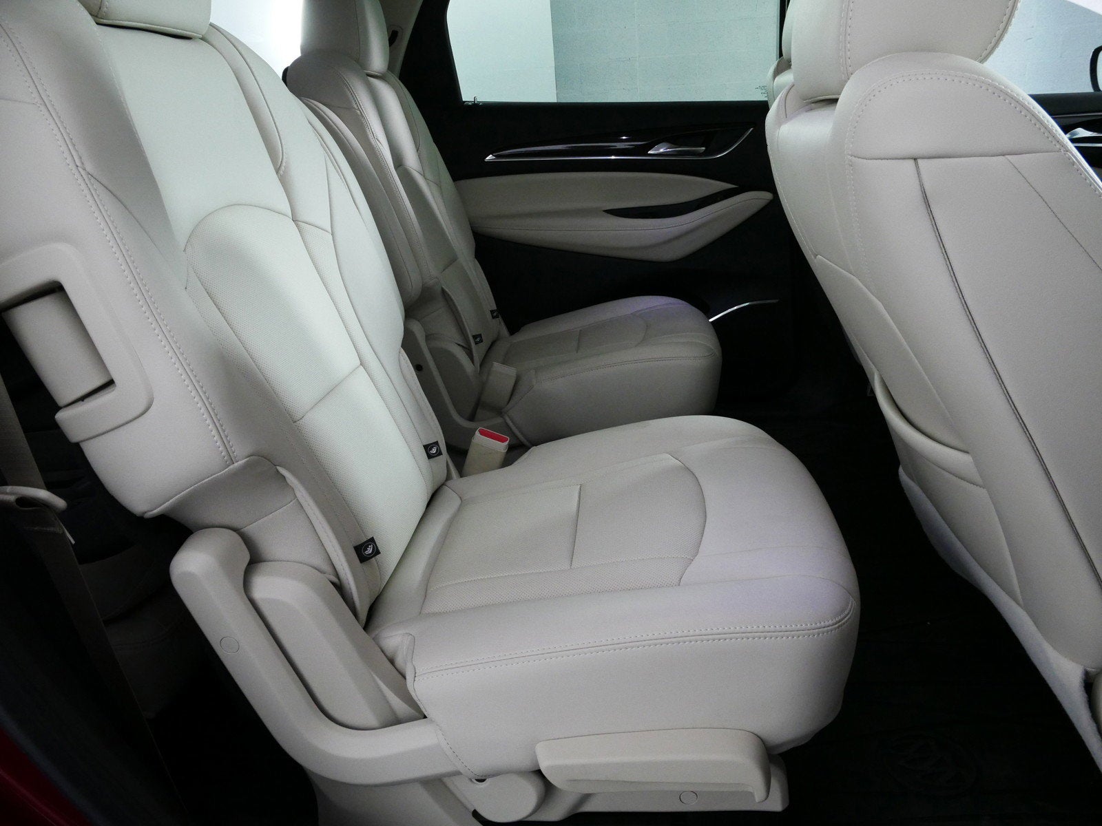 2023 Buick Enclave Essence *1-OWNER! LOW MILES!*