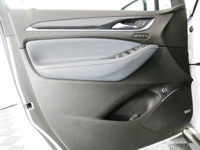 2022 Buick Enclave Premium *CLEAN CARFAX!*