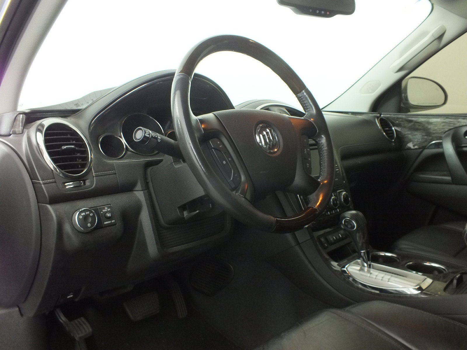 2014 Buick Enclave Leather *CLEAN CARFAX!*