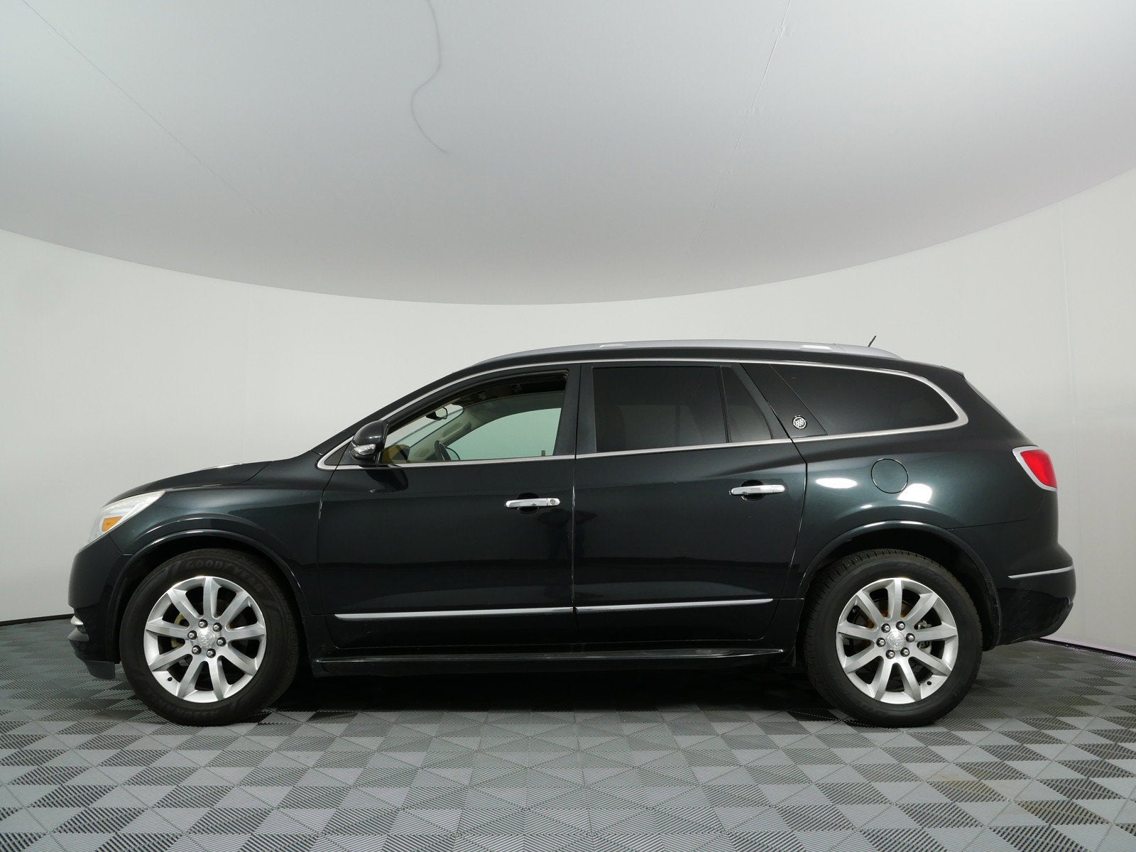 2013 Buick Enclave Premium AWD *WELL MAINTAINED!*