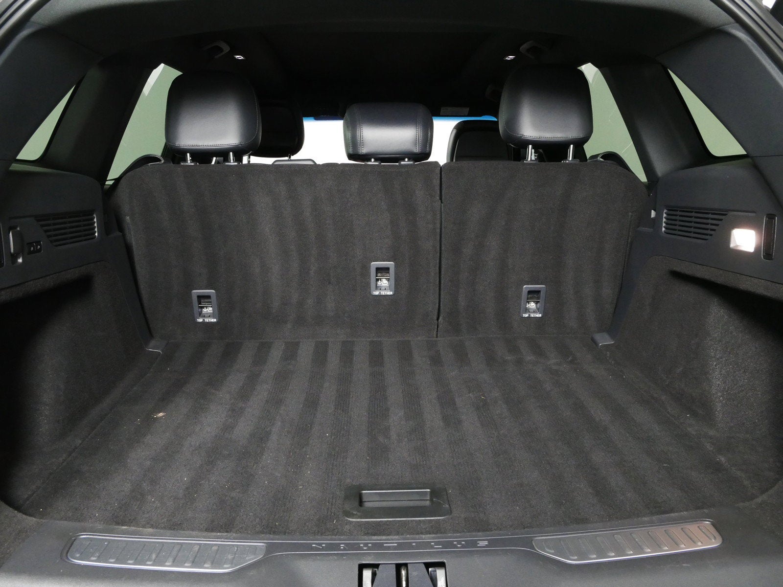2024 Lincoln Nautilus Reserve Hybrid AWD *1-OWNER*