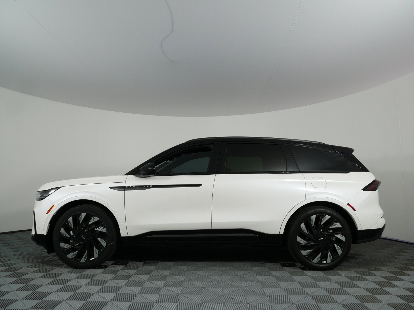 2024 Lincoln Nautilus Reserve Hybrid AWD *1-OWNER*