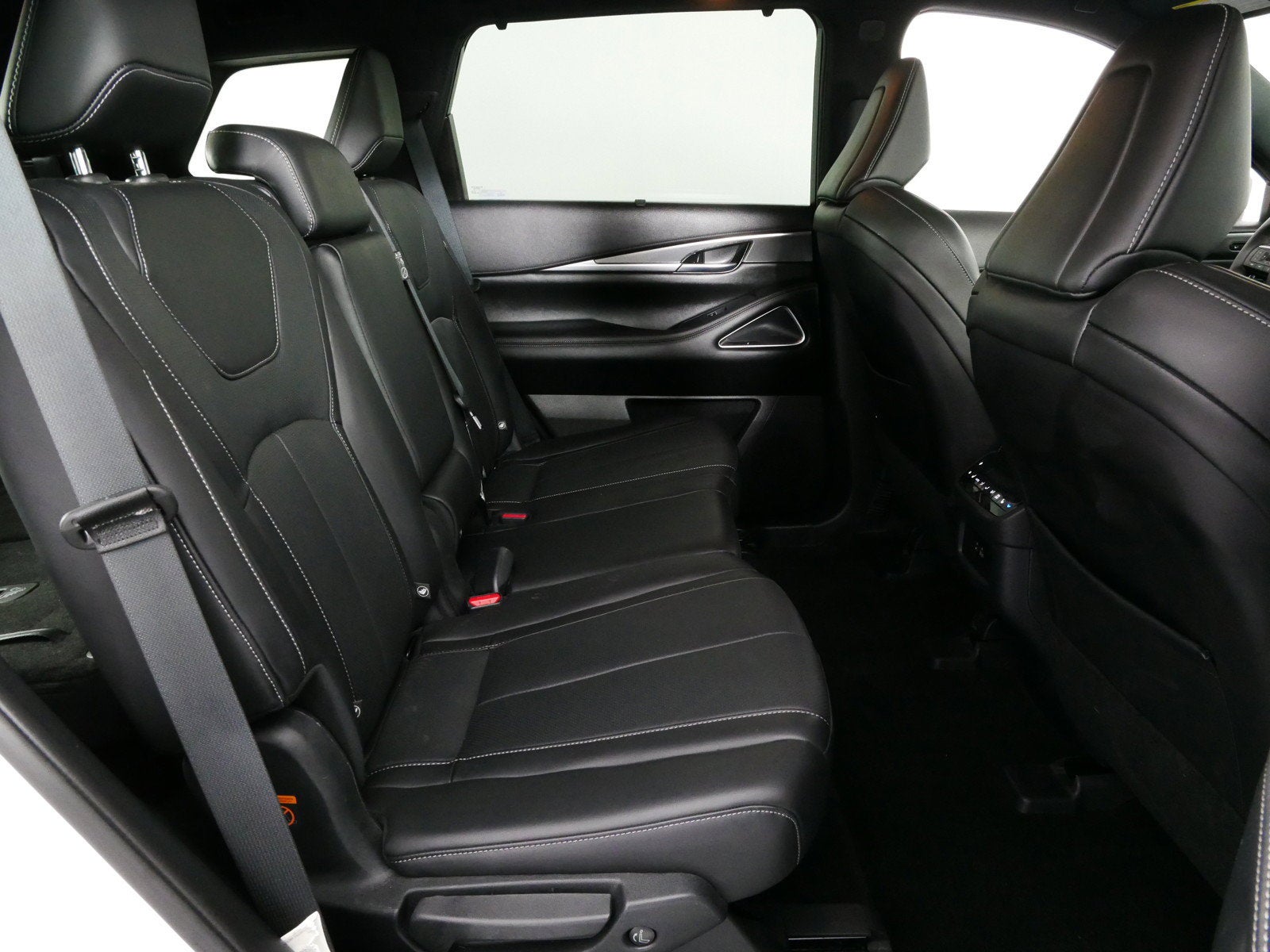 2025 INFINITI QX60 LUXE *1-OWNER! ONLY 7K MILES!*