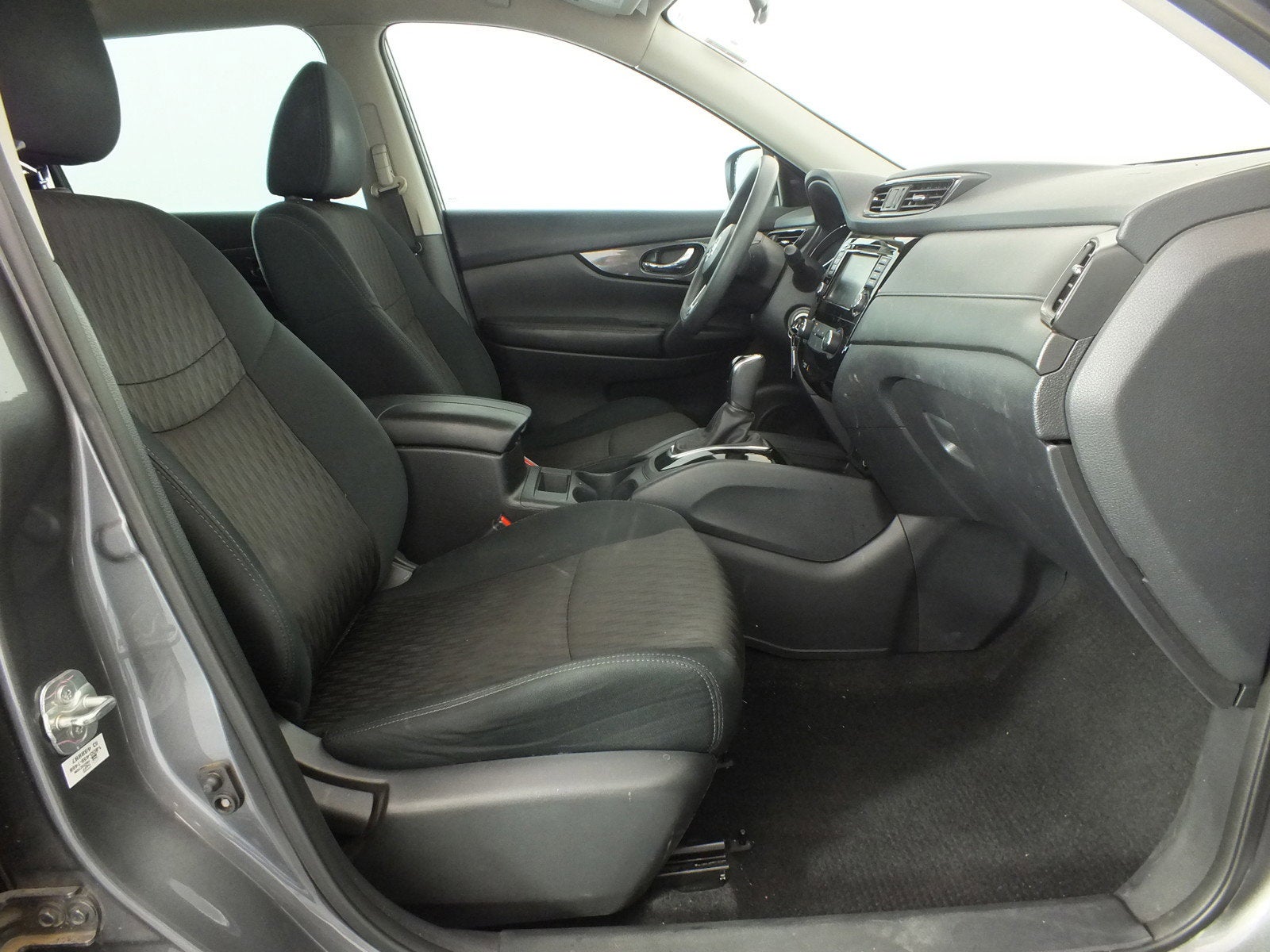 2018 Nissan Rogue S *PRICED TO SELL!*