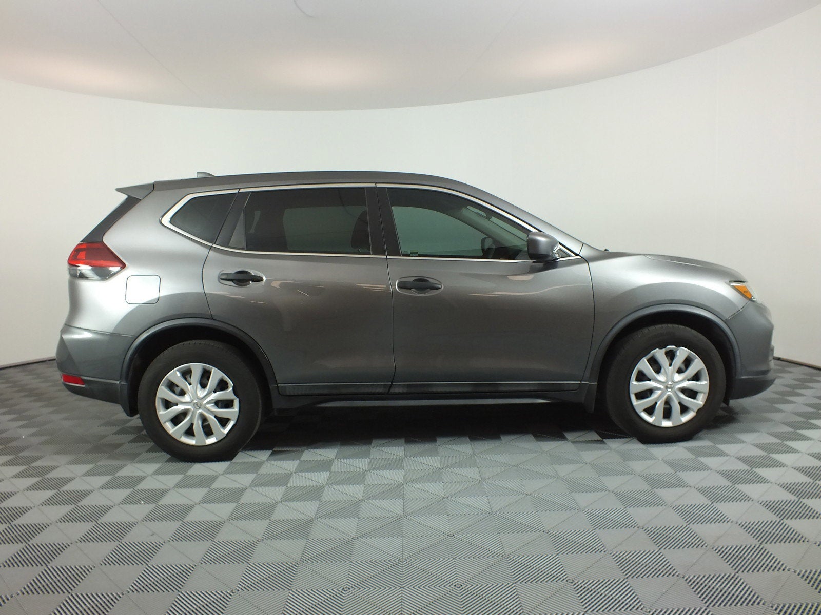 2018 Nissan Rogue S *PRICED TO SELL!*