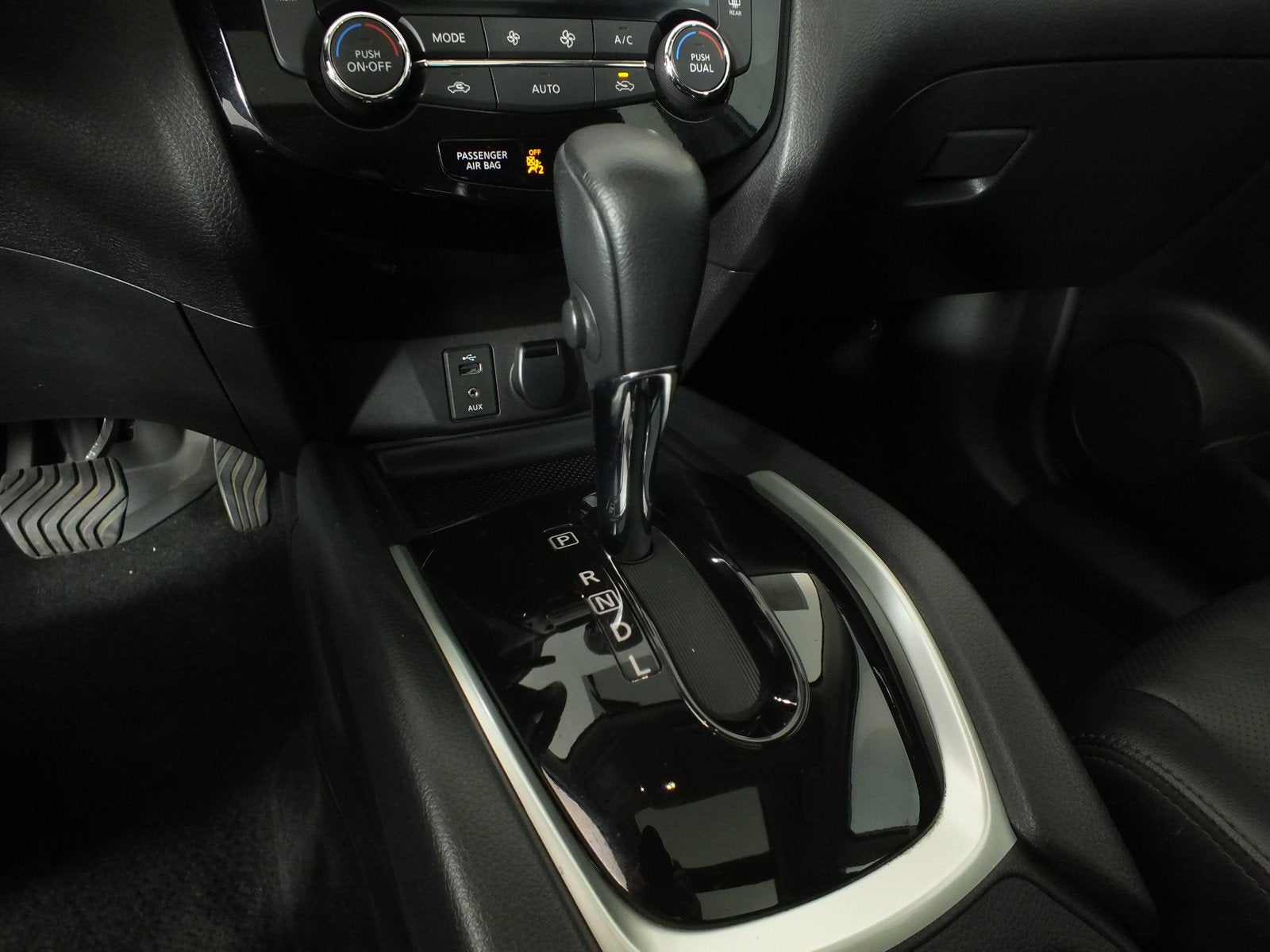 2016 Nissan Rogue SL *1-OWNER*