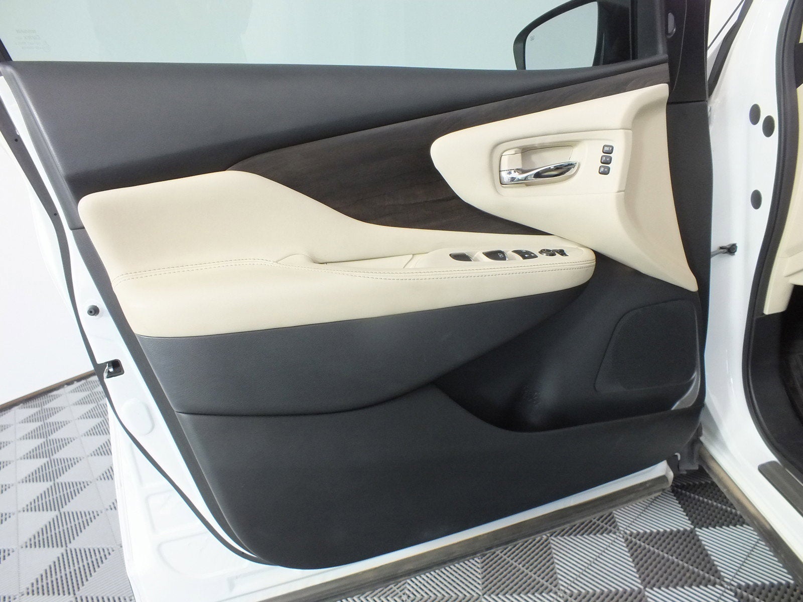 2023 Nissan Murano Platinum *1-OWNER*