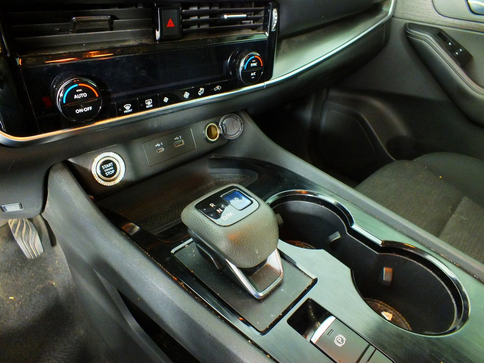 2022 Nissan Rogue SV FWD *1 OWNER!*