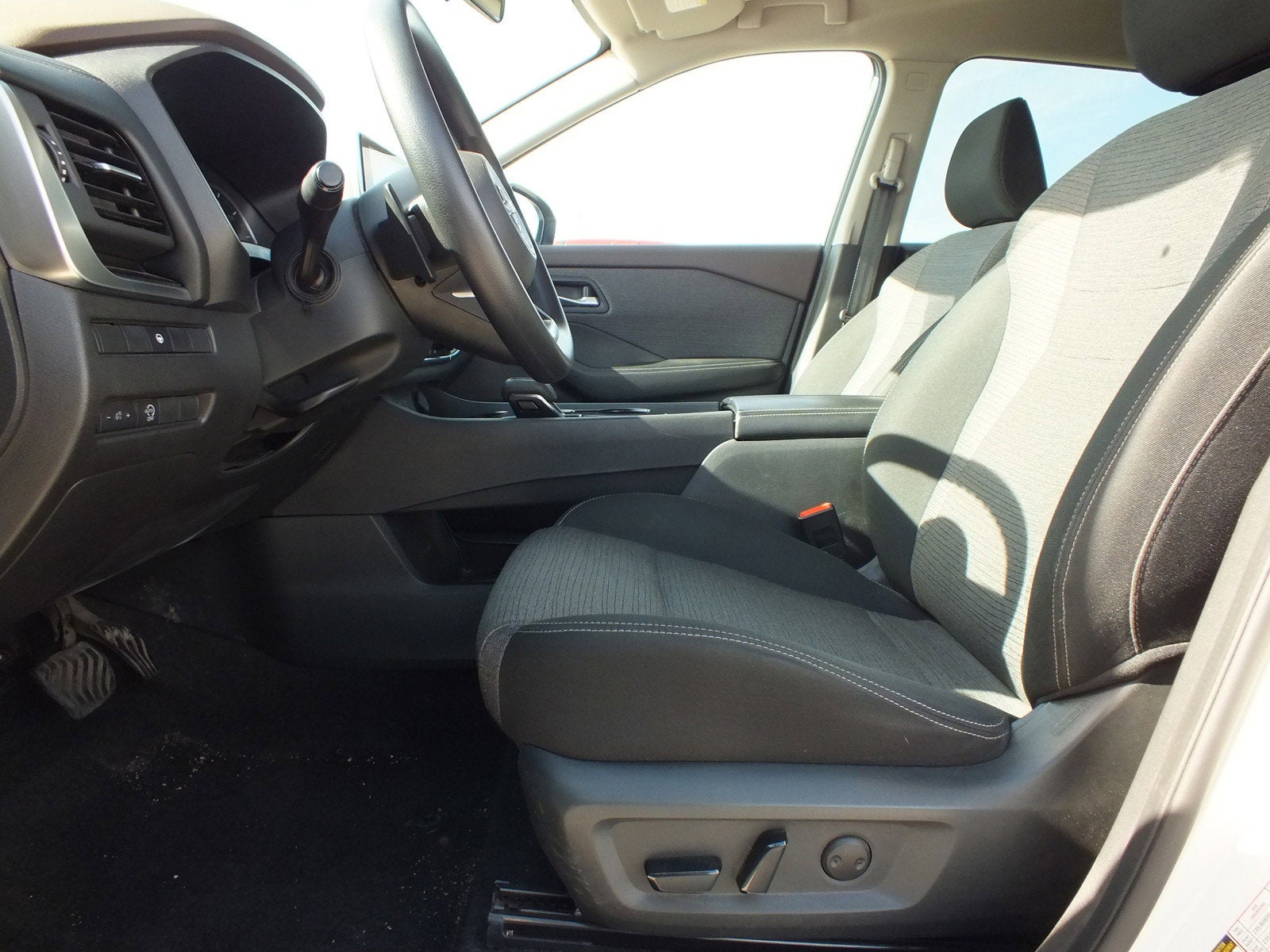 2023 Nissan Rogue SV FWD *CLEAN CARFAX!*