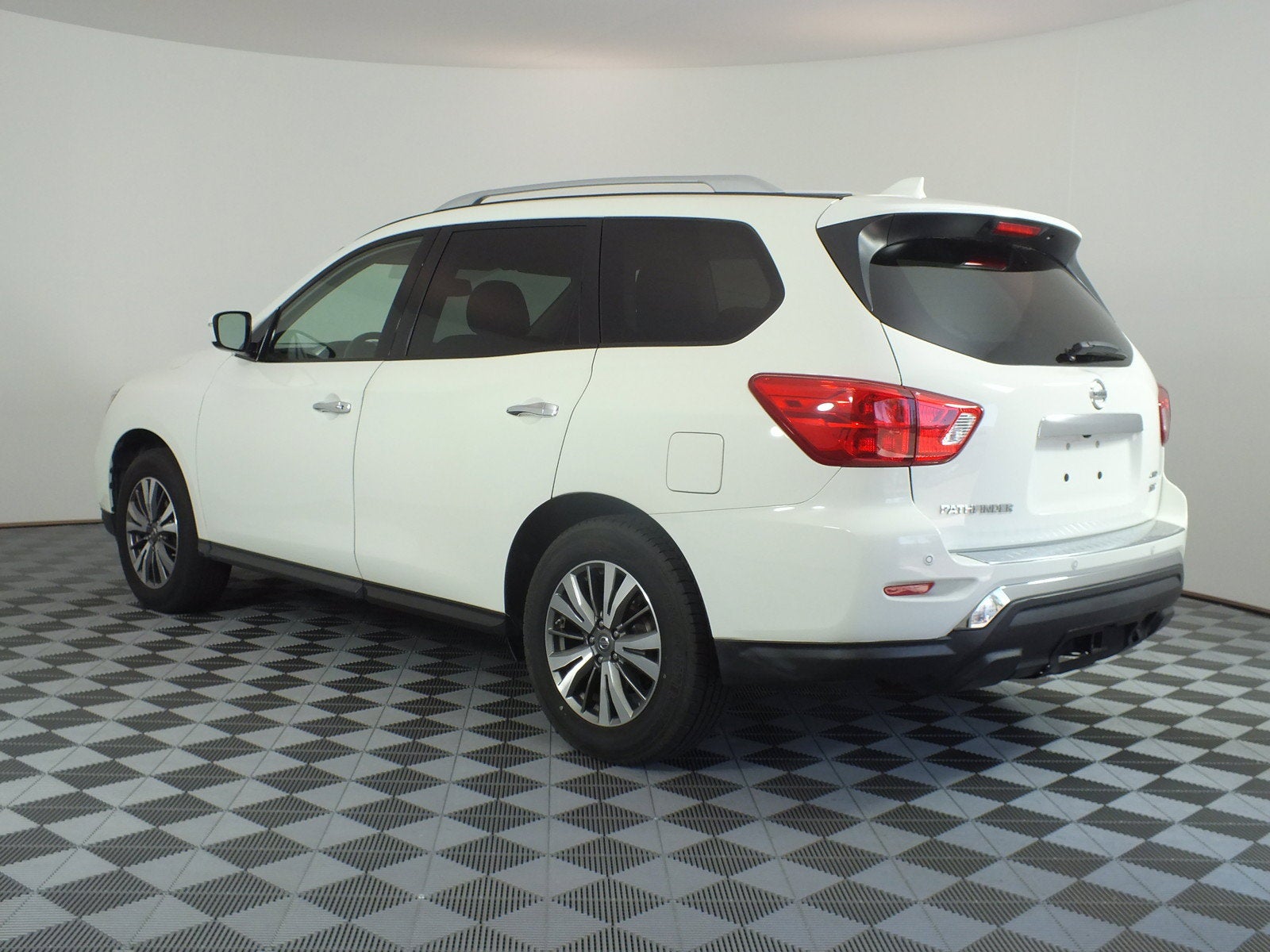 2019 Nissan Pathfinder SV 4WD *3rd ROW SEATING!*