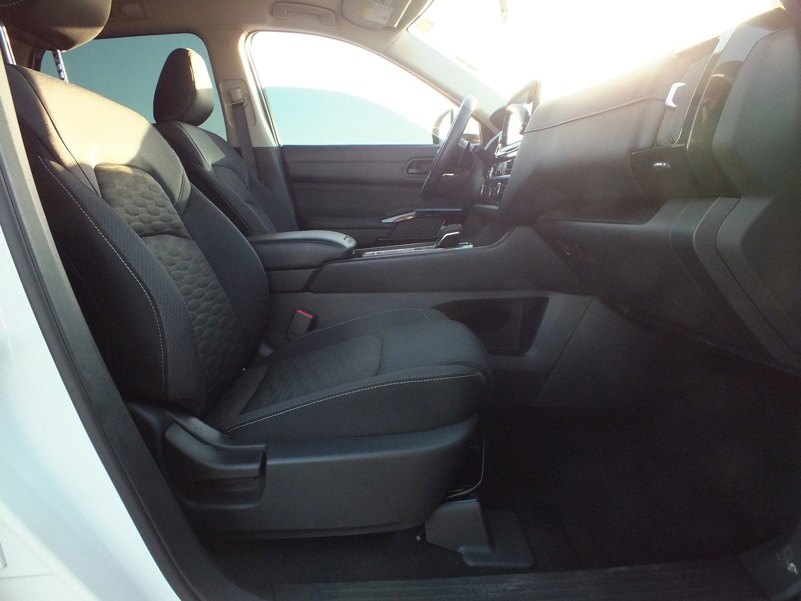 2024 Nissan Pathfinder SV *1-OWNER*