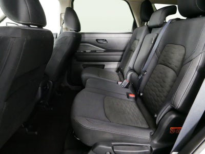 2025 Nissan Pathfinder SV 4WD *1-OWNER, CLEAN CARFAX!*