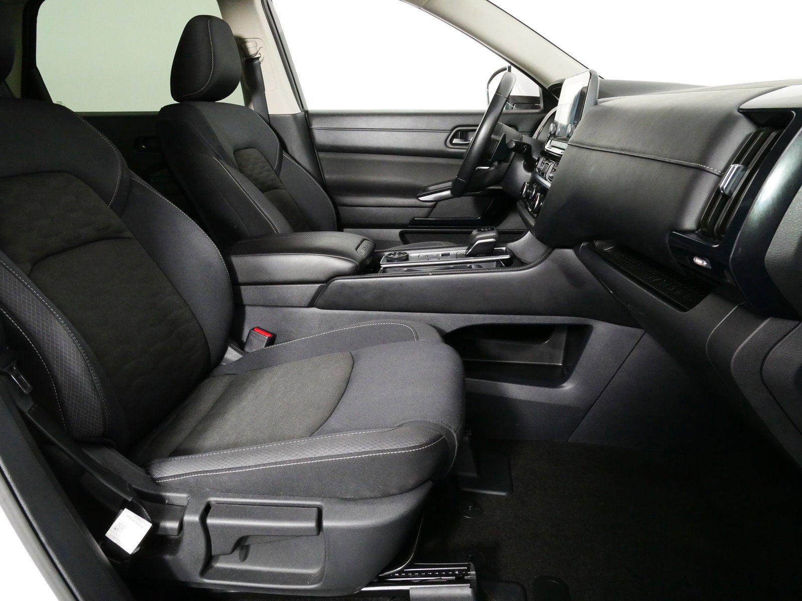 2025 Nissan Pathfinder SV 4WD *1-OWNER, CLEAN CARFAX!*