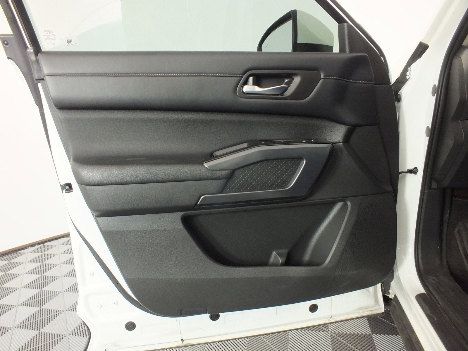2023 Nissan Pathfinder SL *CLEAN CARFAX*