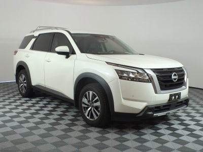 2023 Nissan Pathfinder SL *CLEAN CARFAX*