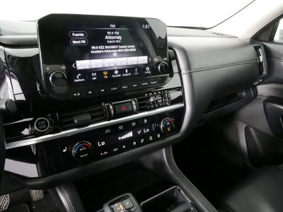 2023 Nissan Pathfinder SL RWD *CLEAN CARFAX, 1 OWNER!*