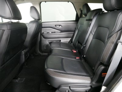 2023 Nissan Pathfinder SL RWD *CLEAN CARFAX, 1 OWNER!*