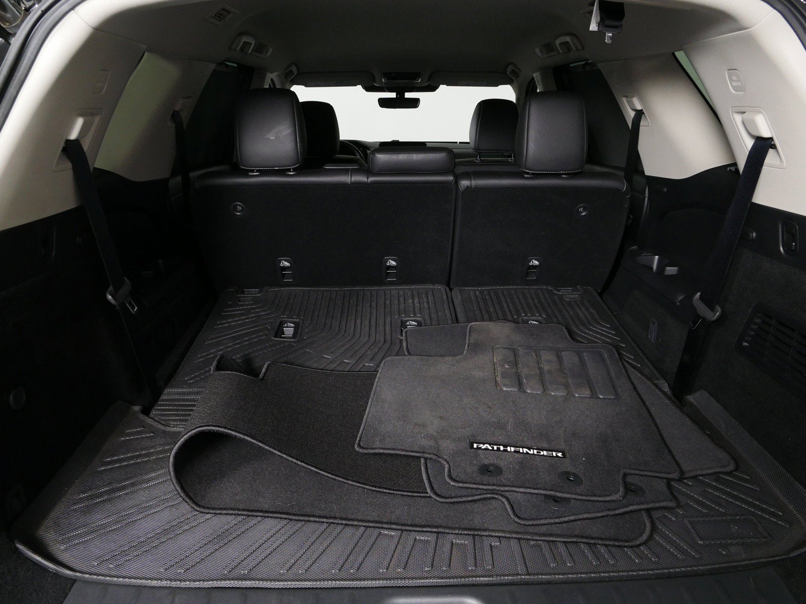 2025 Nissan Pathfinder SL *1-OWNER! ONLY 8K MILES!*