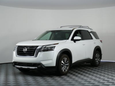 2025 Nissan Pathfinder SL *1-OWNER! ONLY 8K MILES!*