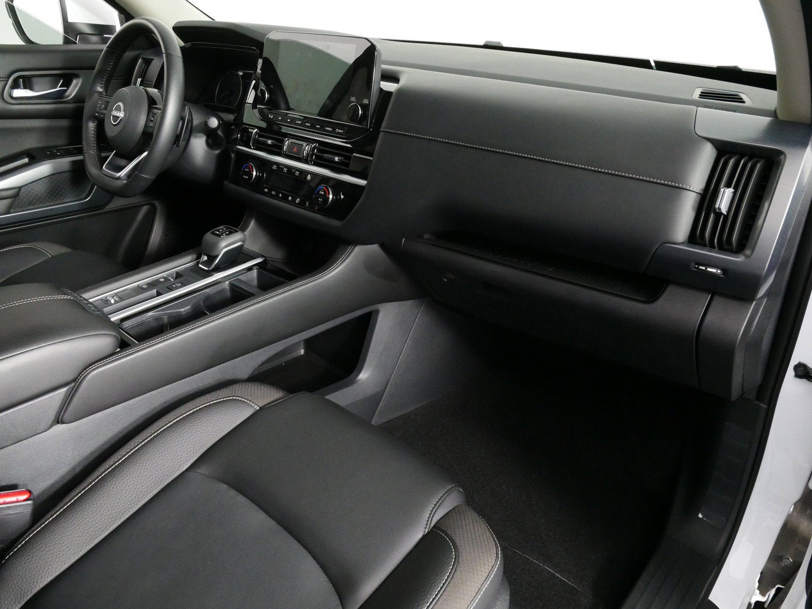 2025 Nissan Pathfinder SL *1-OWNER! ONLY 8K MILES!*