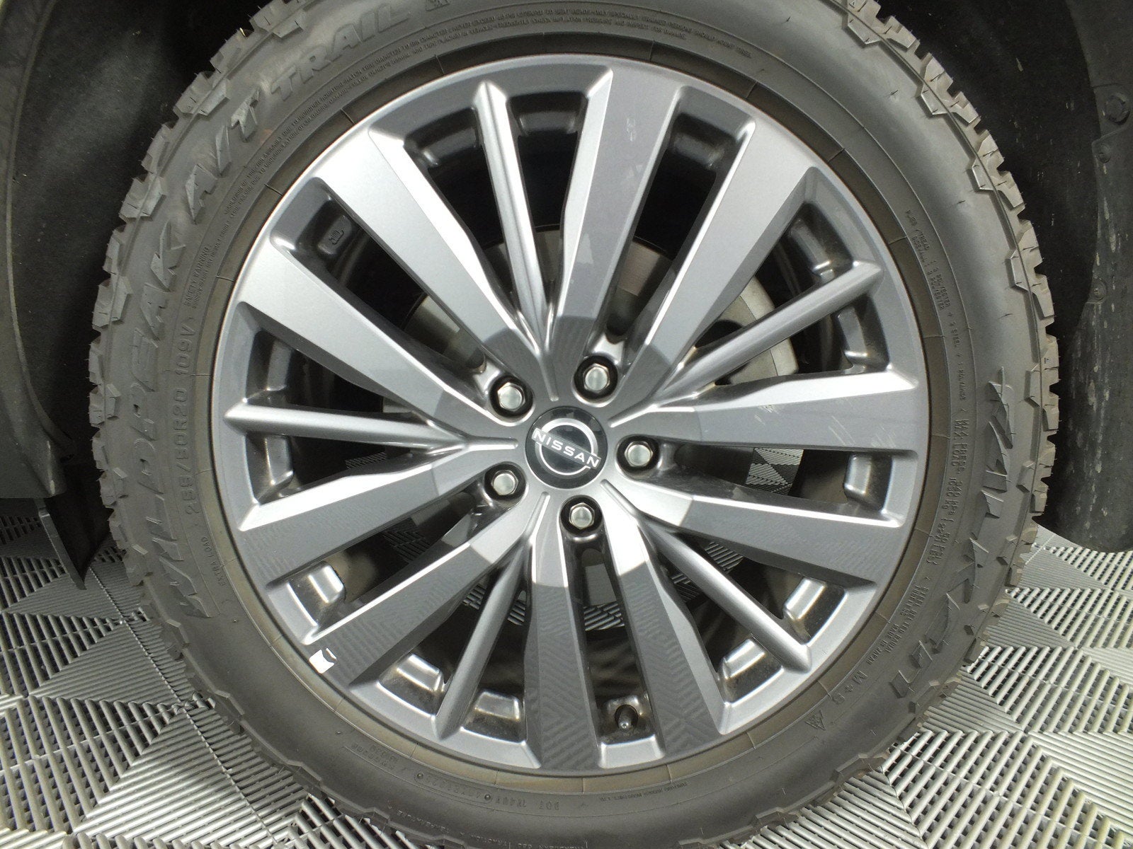 2023 Nissan Pathfinder SL *1-OWNER! LOW MILES!*