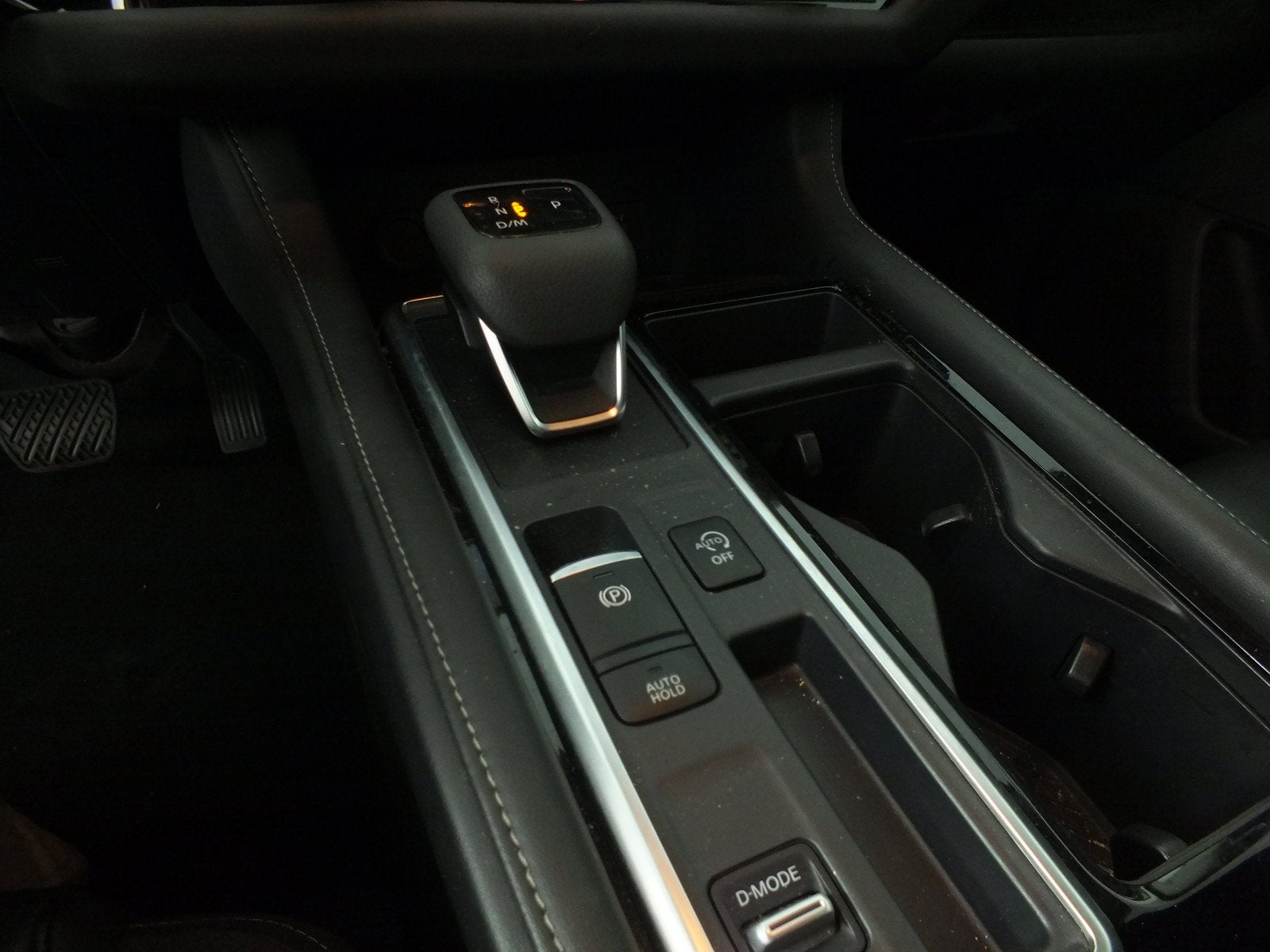2023 Nissan Pathfinder SL *1-OWNER! LOW MILES!*