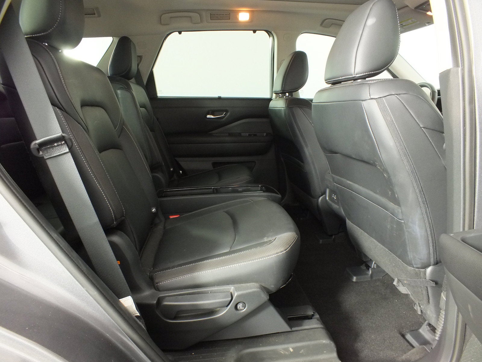 2023 Nissan Pathfinder SL *1-OWNER! LOW MILES!*