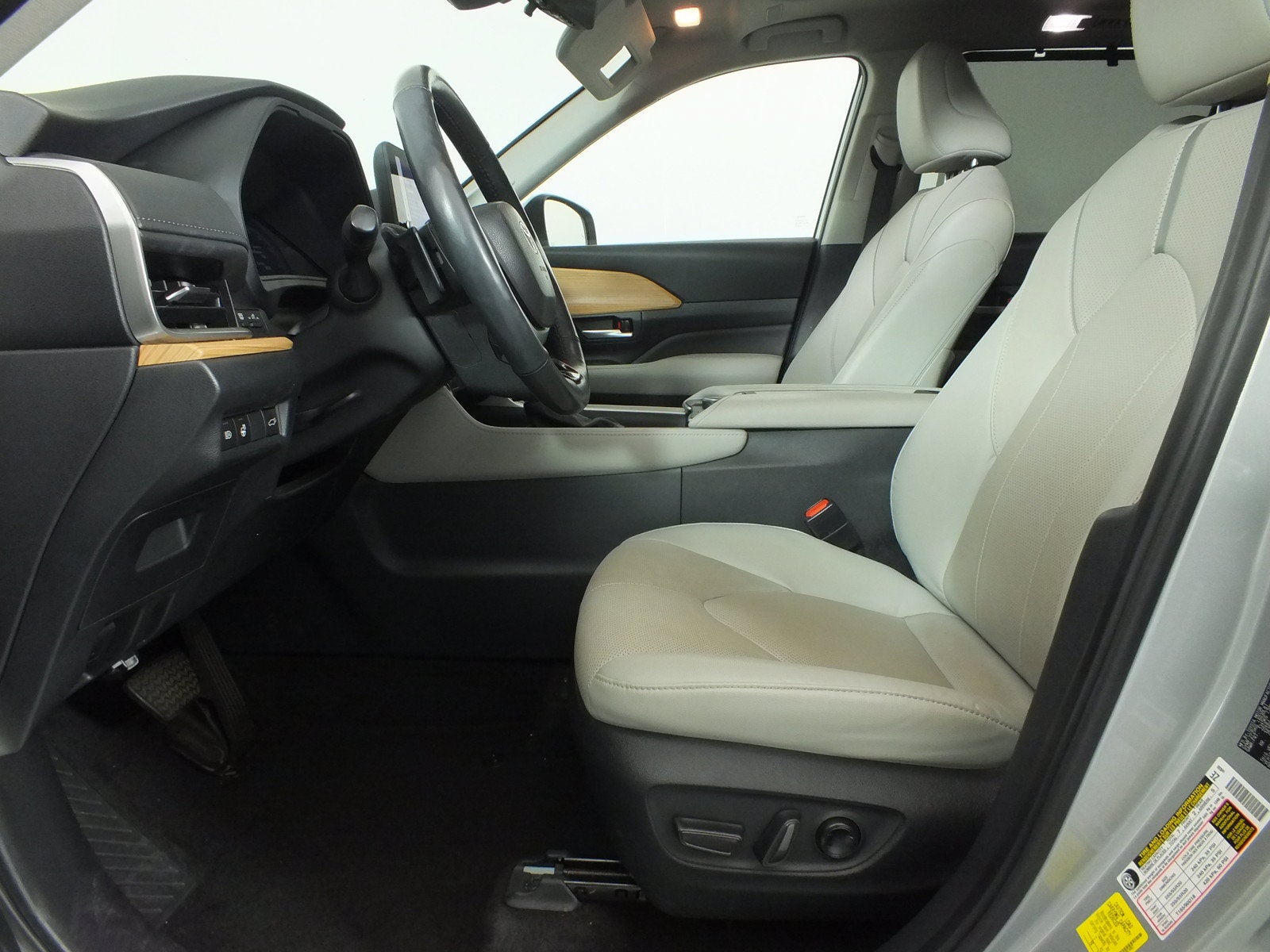 2024 Toyota Grand Highlander Platinum AWD *1-OWNER!*