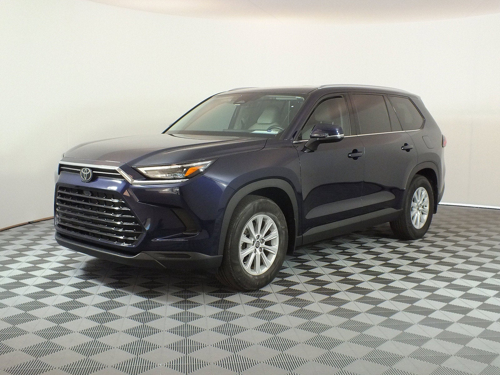 2024 Toyota Grand Highlander XLE AWD *1-OWNER*