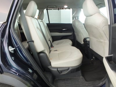 2024 Toyota Grand Highlander XLE AWD *1-OWNER*