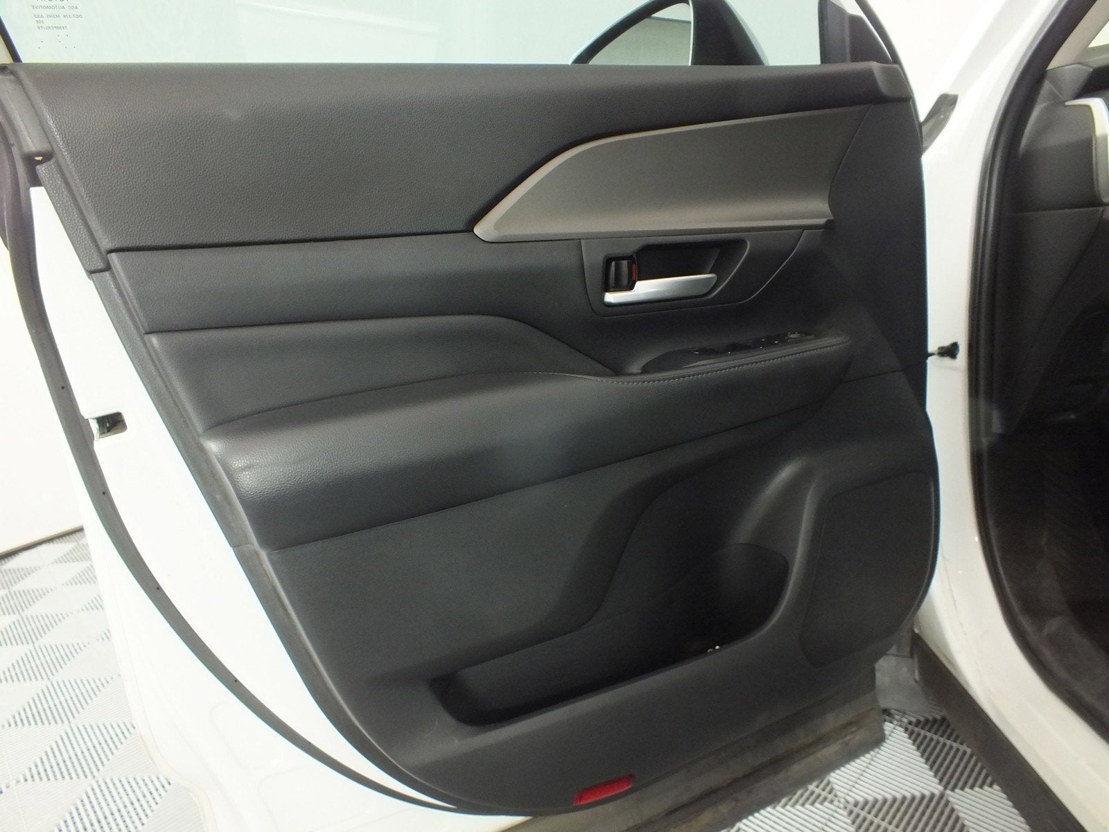 2024 Toyota Grand Highlander XLE AWD *CLEAN CARFAX*
