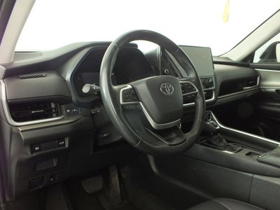 2024 Toyota Grand Highlander XLE AWD *CLEAN CARFAX*