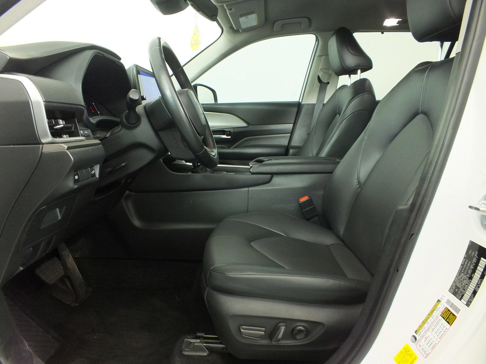 2024 Toyota Grand Highlander XLE AWD *CLEAN CARFAX*