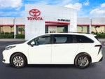 2024 Toyota Sienna LE Hybrid *1-OWNER*