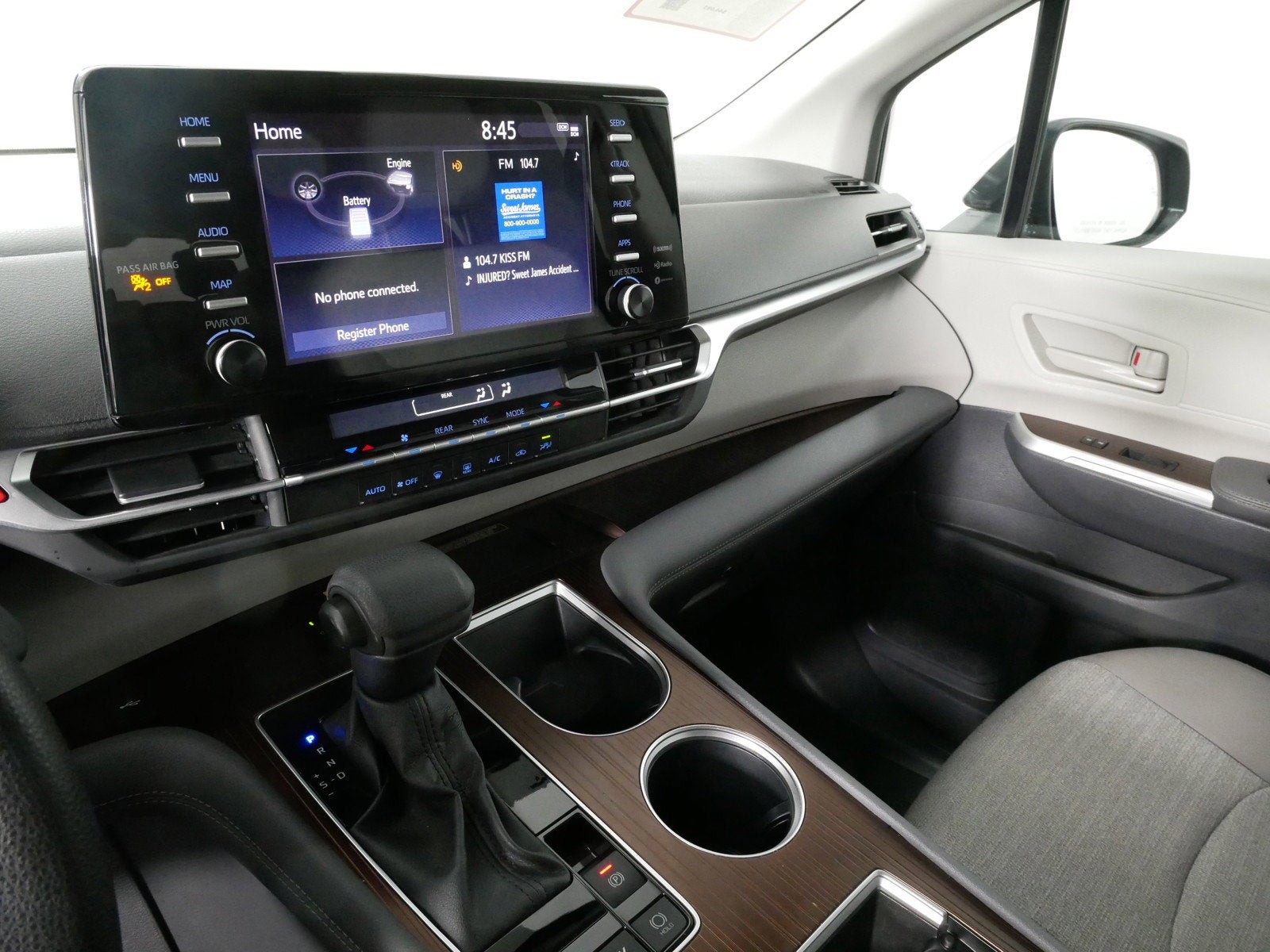 2024 Toyota Sienna LE AWD *CLEAN CARFAX, 1 OWNER!*