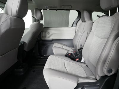 2024 Toyota Sienna LE AWD *CLEAN CARFAX, 1 OWNER!*