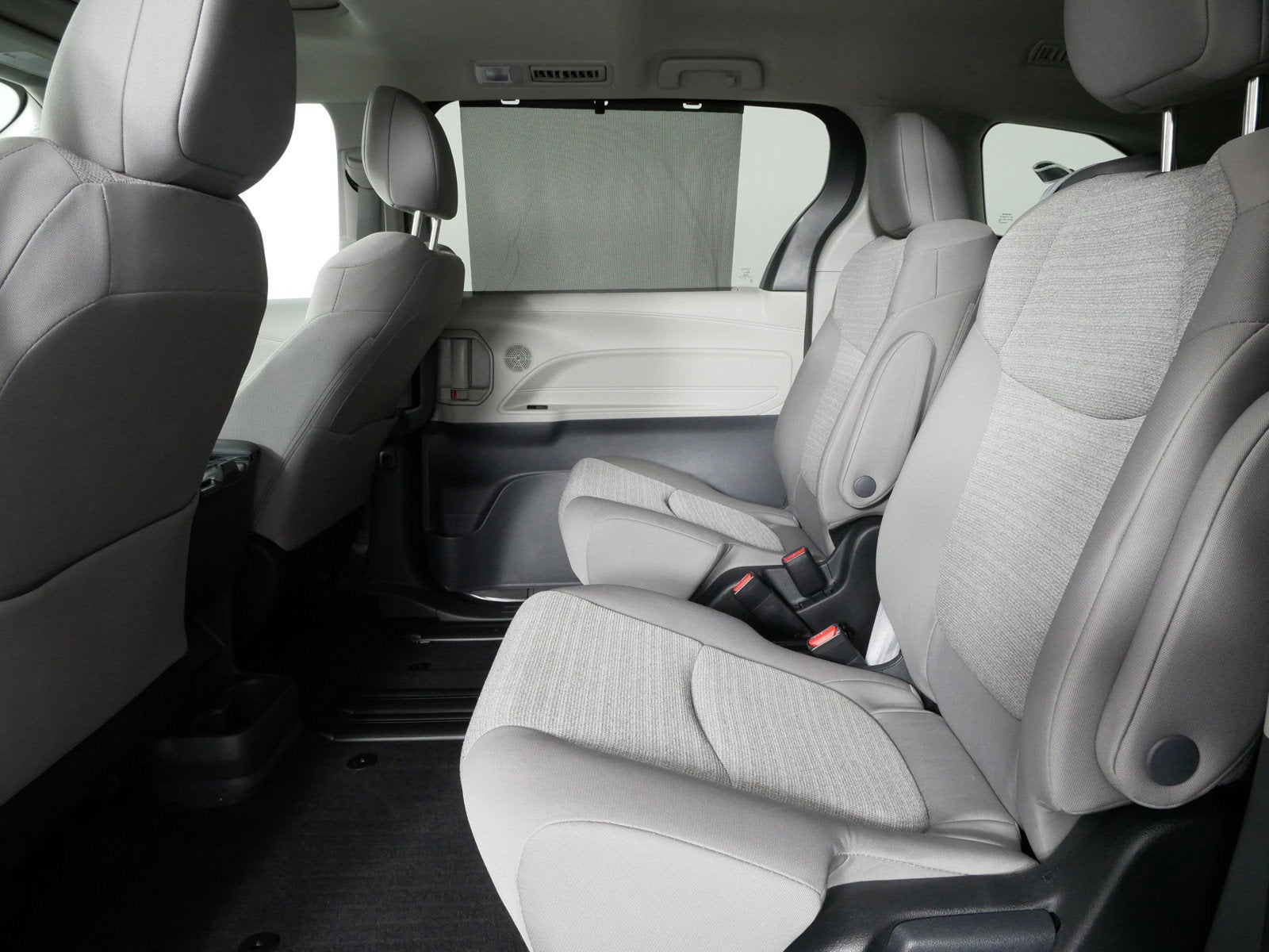 2024 Toyota Sienna LE AWD *CLEAN CARFAX, 1 OWNER!*