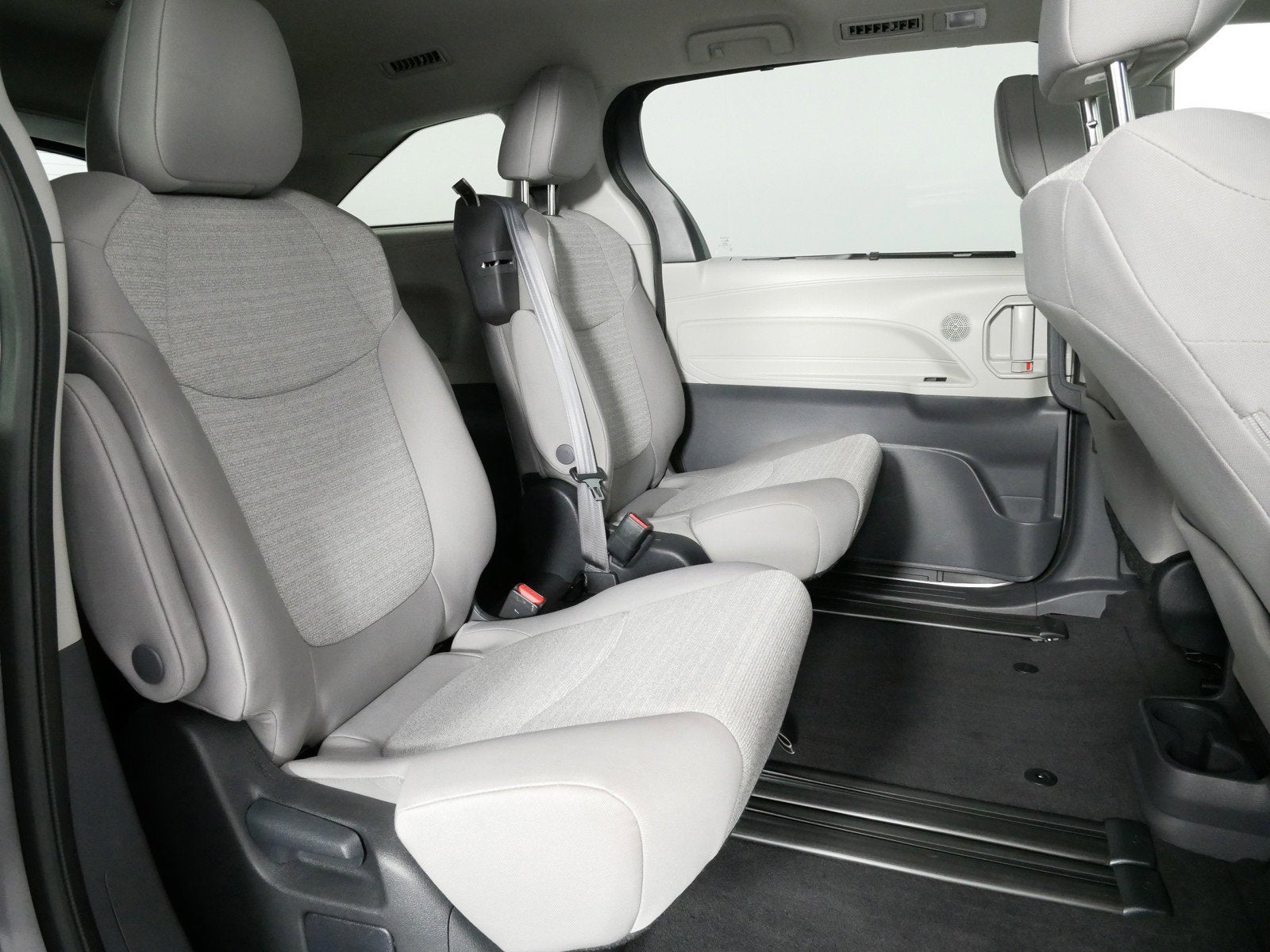 2024 Toyota Sienna LE AWD *CLEAN CARFAX, 1 OWNER!*