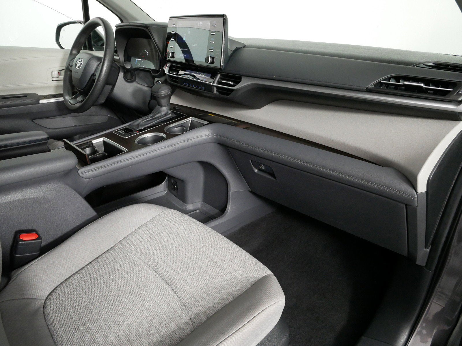 2024 Toyota Sienna LE AWD *CLEAN CARFAX, 1 OWNER!*