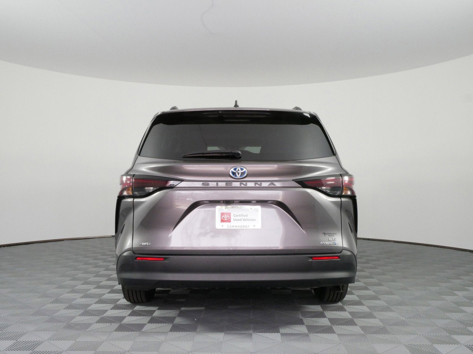 2024 Toyota Sienna LE AWD *CLEAN CARFAX, 1 OWNER!*