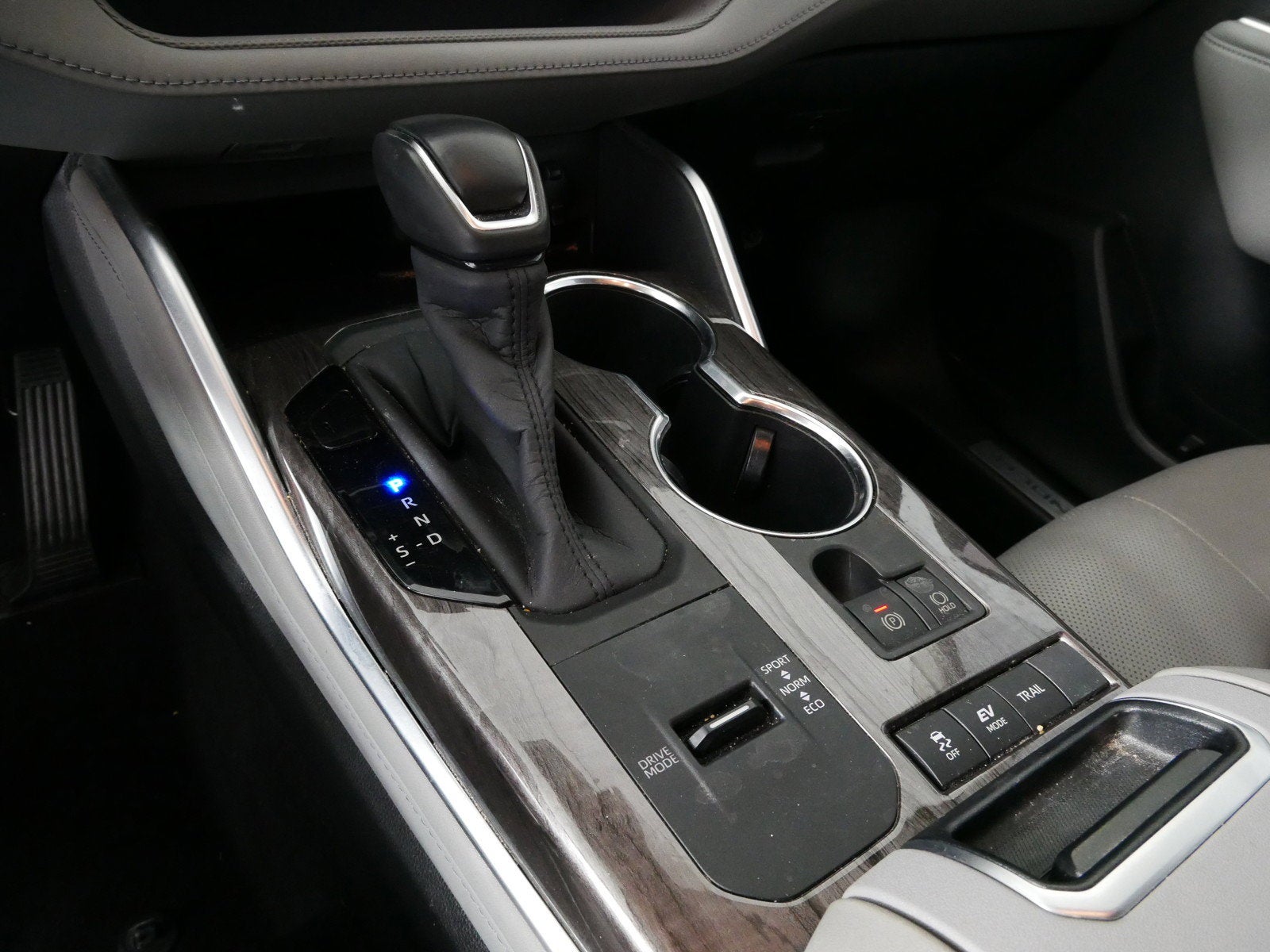 2020 Toyota Highlander Hybrid Limited AWD *1-OWNER*