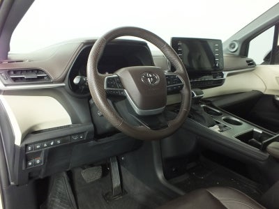 2023 Toyota Sienna Platinum Hybrid *1-OWNER*