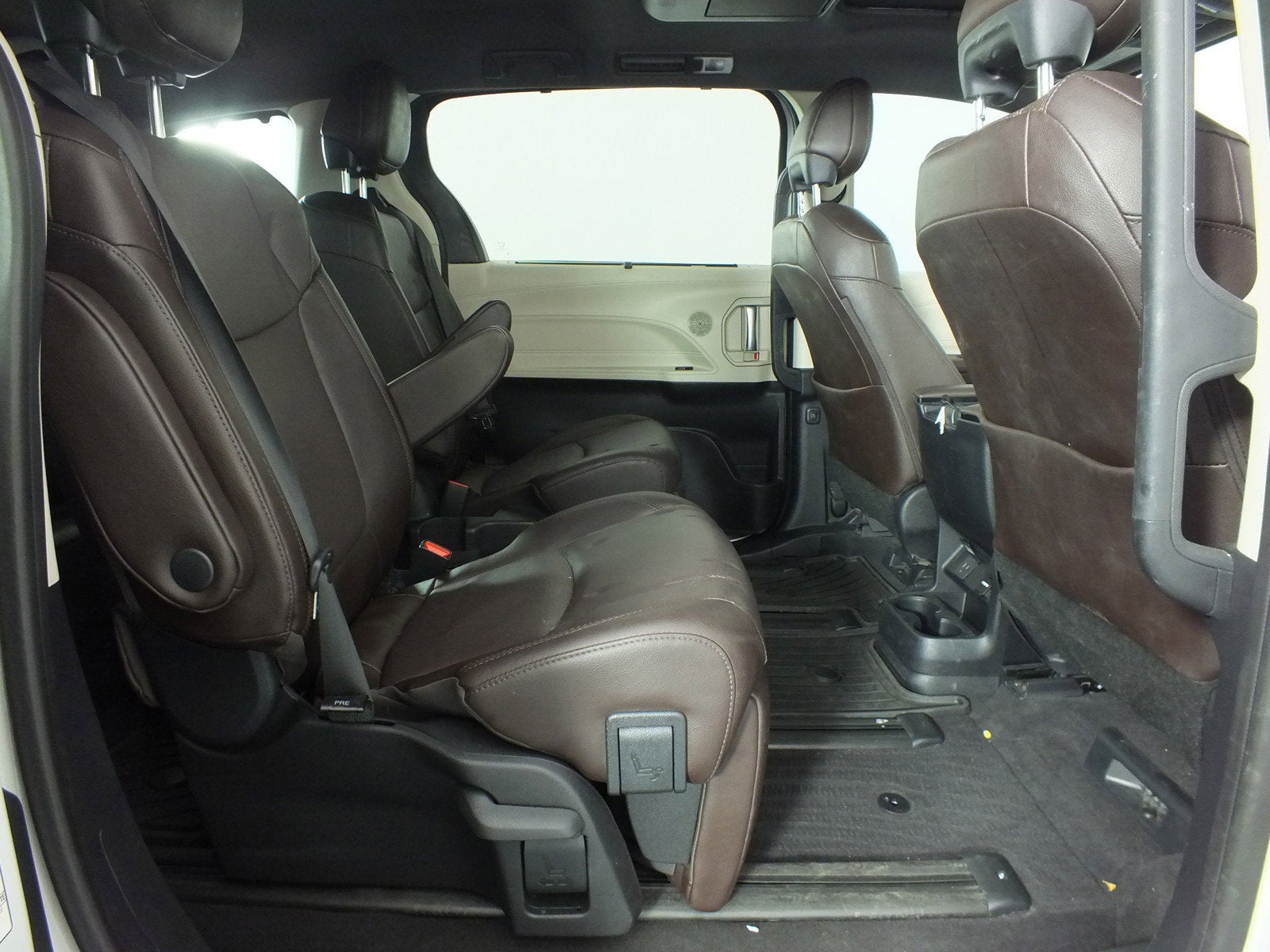 2023 Toyota Sienna Platinum Hybrid *1-OWNER*