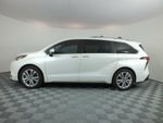 2023 Toyota Sienna Platinum Hybrid *1-OWNER*