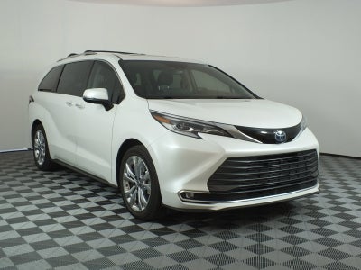 2023 Toyota Sienna Platinum Hybrid *1-OWNER*